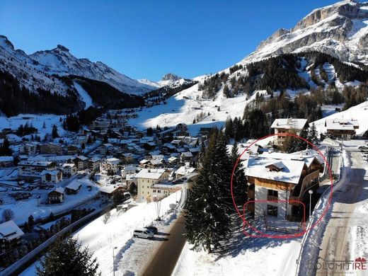 Apartment / Etagenwohnung in Livinallongo del Col di Lana, Provincia di Belluno