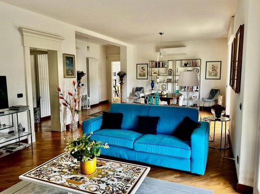 Penthouse in Pietrasanta, Provincia di Lucca