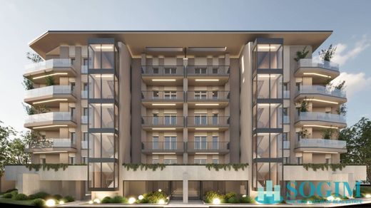 Appartement à Monza, Provincia di Monza e della Brianza