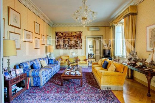 Apartment / Etagenwohnung in Rom, Latium