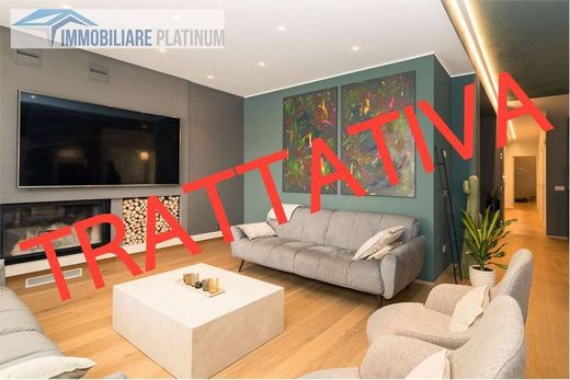 Villa in Lissone, Provincia di Monza e della Brianza