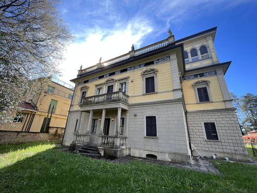 Villa à Malnate, Varèse