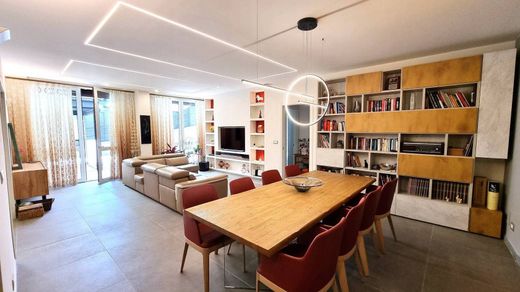 Apartment in Turin, Piedmont