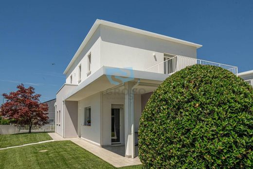 Villa Casier, Treviso ilçesinde