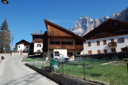 Villa - San Vito di Cadore, Provincia di Belluno