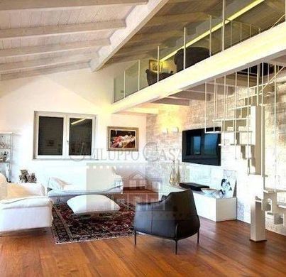 Villa in Ancarano, Provincia di Teramo