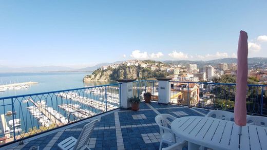 Apartament w Agropoli, Provincia di Salerno