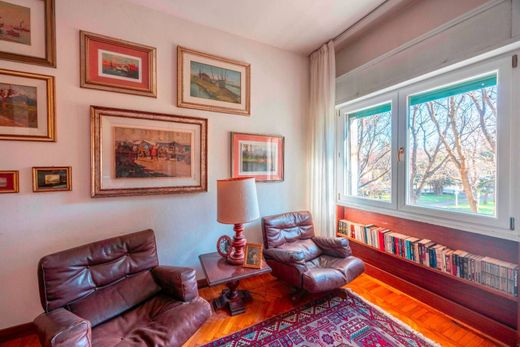 Apartment in Bologna, Emilia-Romagna