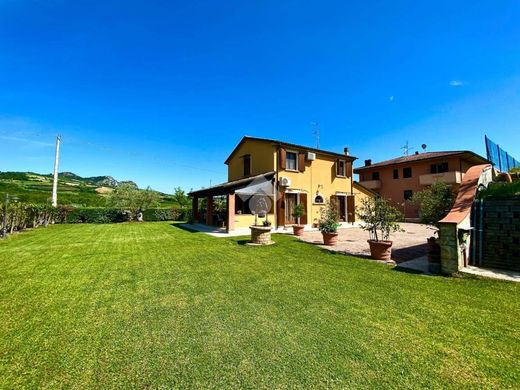 Villa - Verucchio, Provincia di Rimini