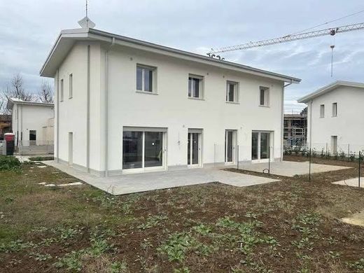 Terraced house in Modena, Provincia di Modena