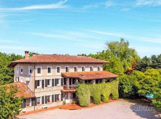 Villa Valvasone, Pordenone ilçesinde