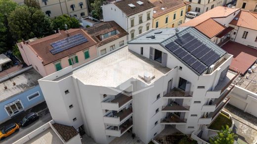 Cobertura - Empoli, Florença