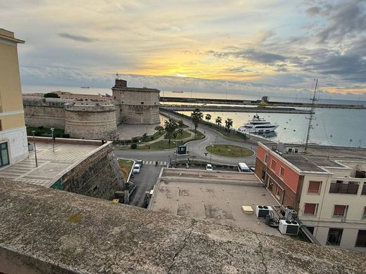 Penthouse w Civitavecchia, Rzym