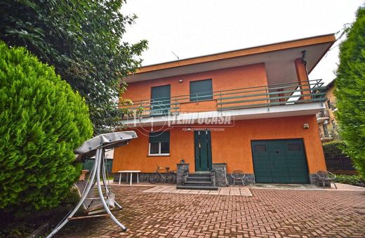 Villa in Brandizzo, Turin