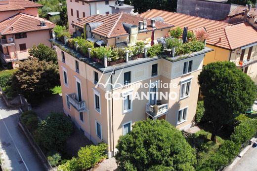 Villa Luino, Varese ilçesinde