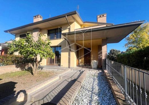 Villa - Noceto, Provincia di Parma