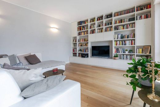 ミラノ, Città metropolitana di Milanoのアパートメント