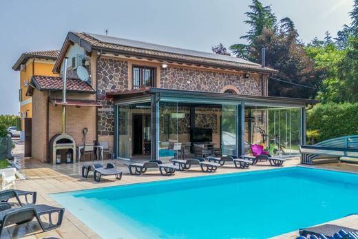 Villa in Fidenza, Provincia di Parma