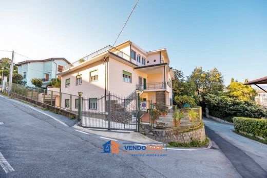 Villa à Albissola Marina, Savone