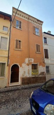 Casa de luxo - Mantova, Mântua