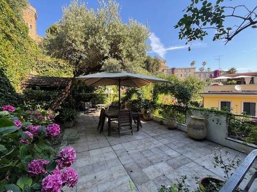 Sestri Levante, Provincia di Genovaのアパートメント