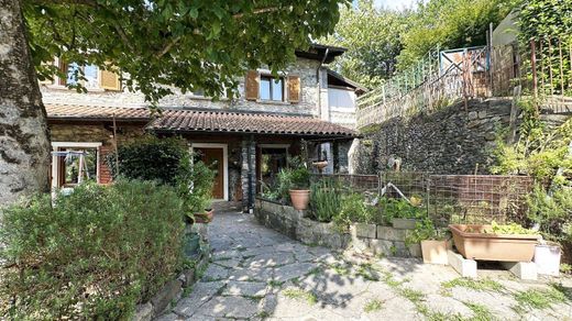 Вилла, Orta San Giulio, Provincia di Novara