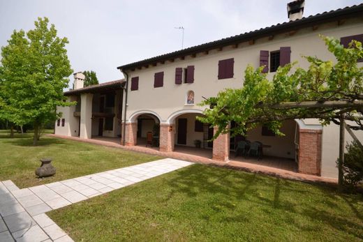 Загородный Дом, Casier, Provincia di Treviso