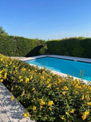 Βίλα σε Volta Mantovana, Provincia di Mantova