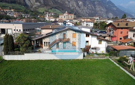 Villa in Piancogno, Provincia di Brescia