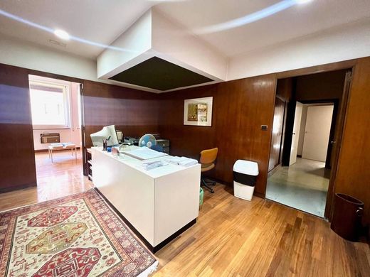 Apartment / Etagenwohnung in Rom, Latium