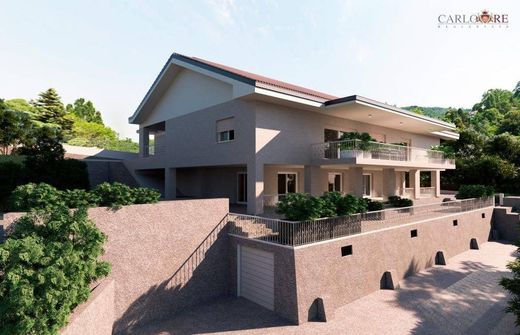 Villa in San Mauro Torinese, Turin