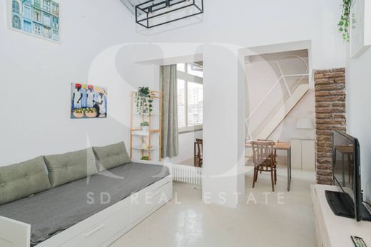 Apartment / Etagenwohnung in Rom, Latium