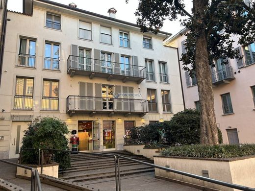 아파트 / Pavia, Provincia di Pavia