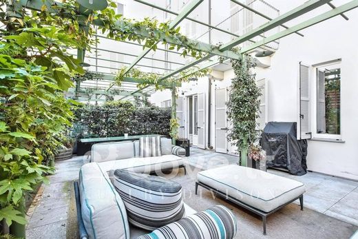 Appartamento a Milano, Lombardia