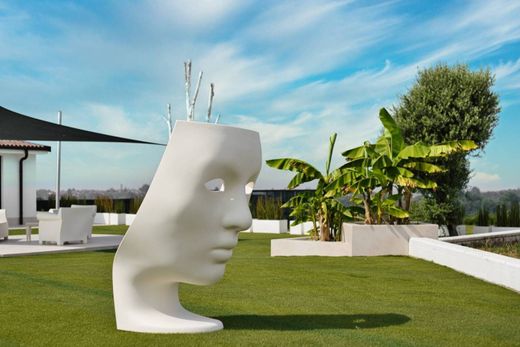 Villa in Monteu Roero, Provincia di Cuneo