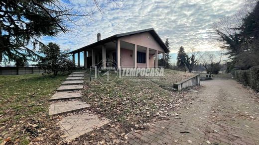 Villa a Legnano, Milano