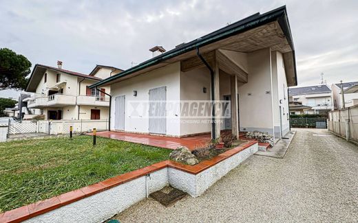 Элитный дом, Червиа, Provincia di Ravenna