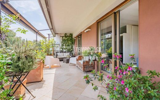 阁楼  罗马市, 罗马省