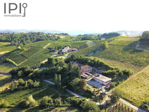 Βίλα σε Strevi, Provincia di Alessandria