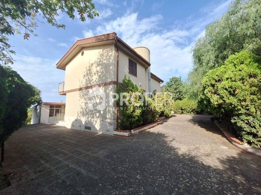 Villa Carini, Palermo ilçesinde