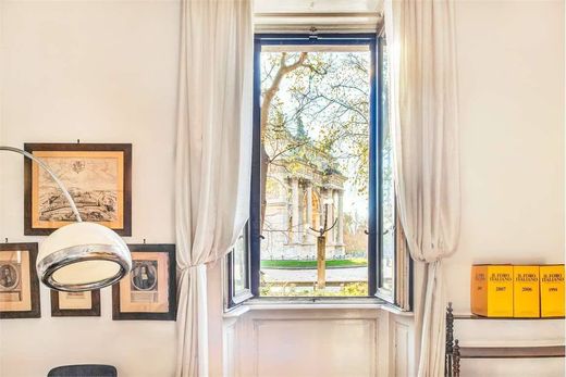 Appartamento a Milano, Lombardia