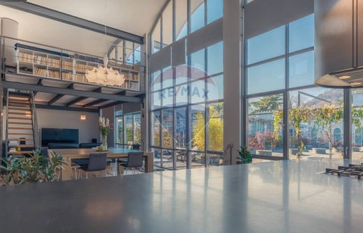 Loft in Alzano Lombardo, Provincia di Bergamo