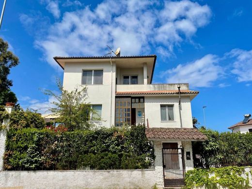 Villa a Ancona, Marche