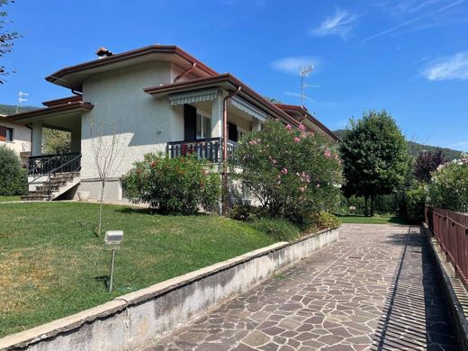 Villa - Concesio, Provincia di Brescia