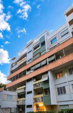 Apartment / Etagenwohnung in Rom, Latium