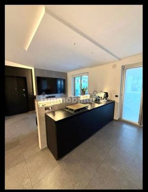 Penthouse in Casoria, Naples