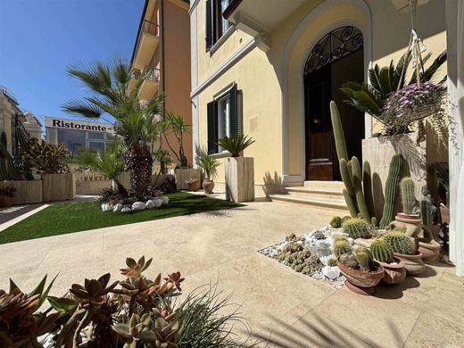 Appartamento a San Vincenzo, Livorno