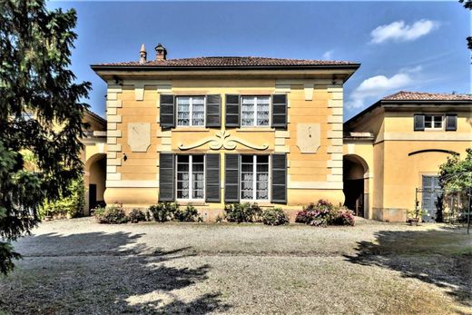 Villa in Besana in Brianza, Provincia di Monza e della Brianza