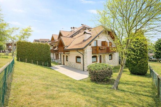 Villa in Roana, Provincia di Vicenza