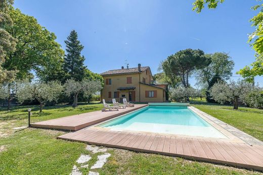 Villa in Tavullia, Pesaro and Urbino